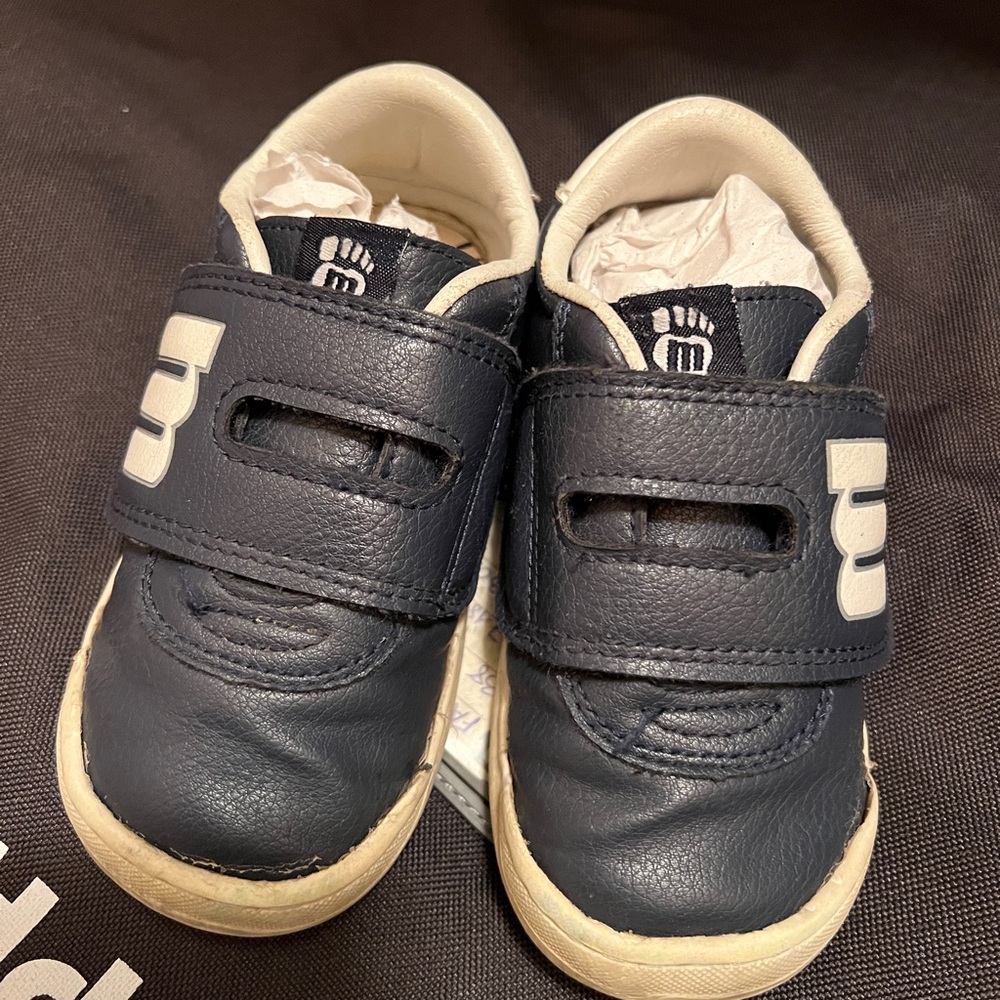 Barefoot Toddler Leather Sneakers